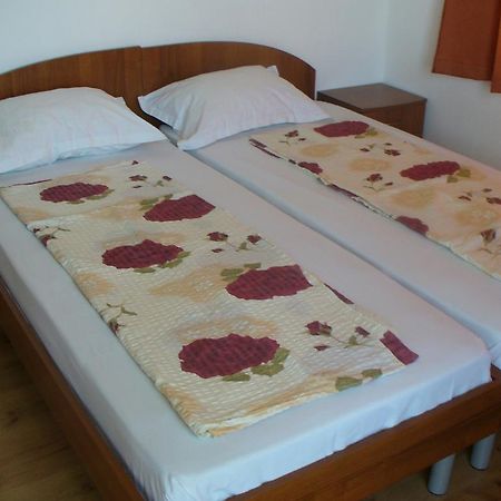 Zora Guest House 프리모르스코 외부 사진