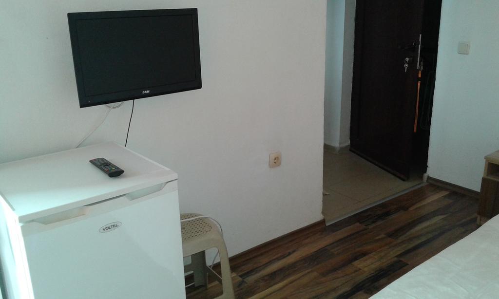 Zora Guest House 프리모르스코 객실 사진