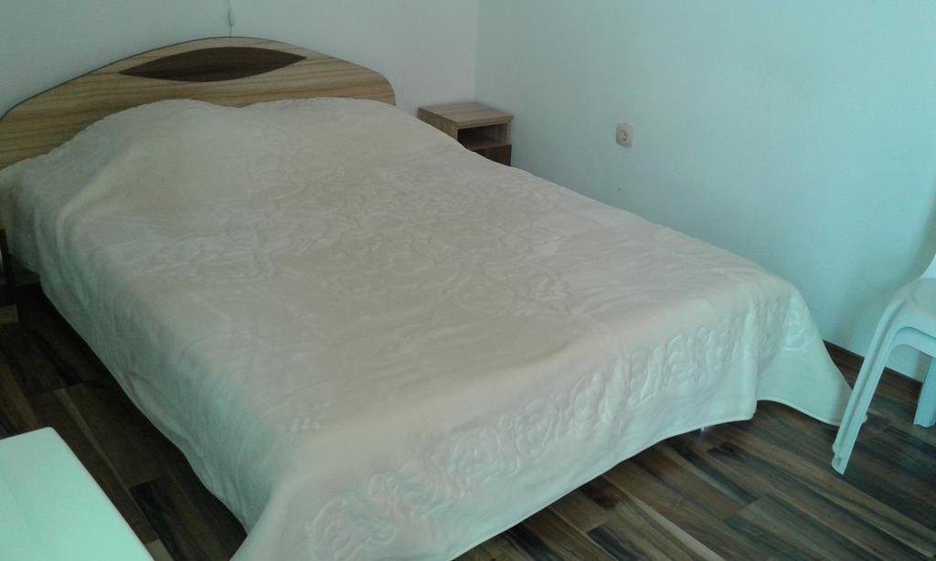 Zora Guest House 프리모르스코 객실 사진