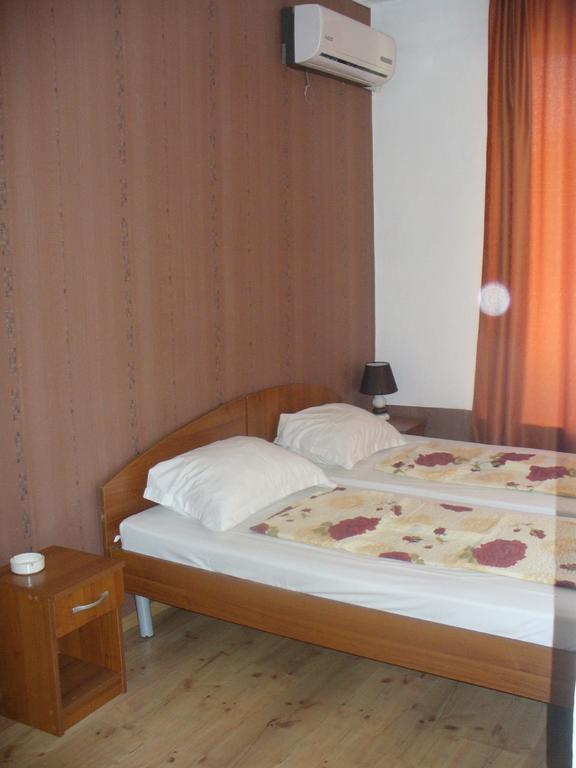 Zora Guest House 프리모르스코 외부 사진
